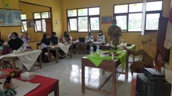 Dinas Kesehatan Bersama Satgas TMMD 110 Kodim Bojonegoro Sosialisasi Edukasi PJAS